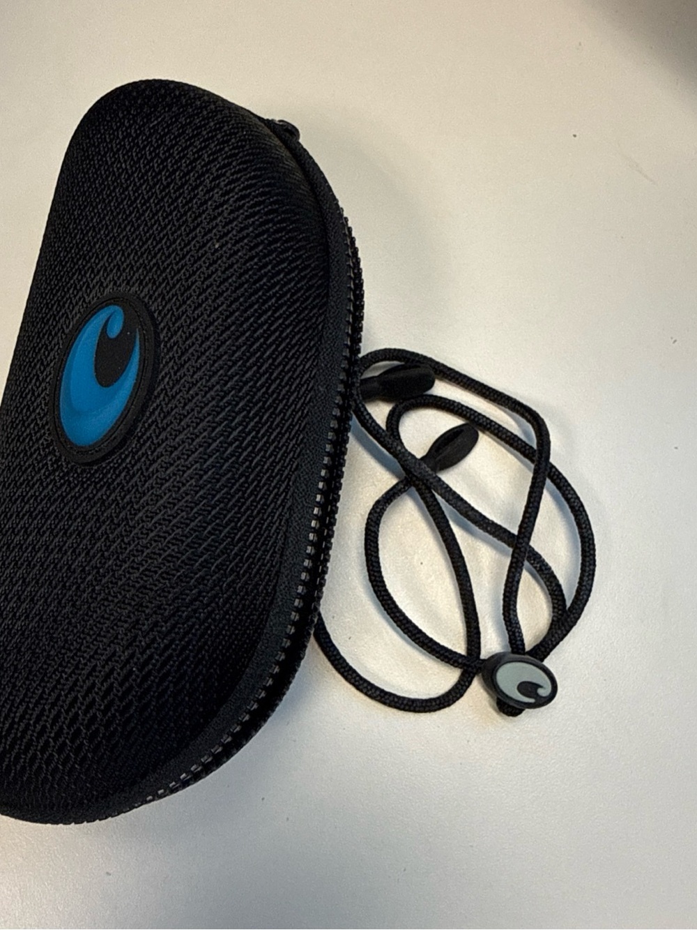 Costa Del Mar Sunglasses Zip Up Hard Shell Black Blue Logo Case W/ strap